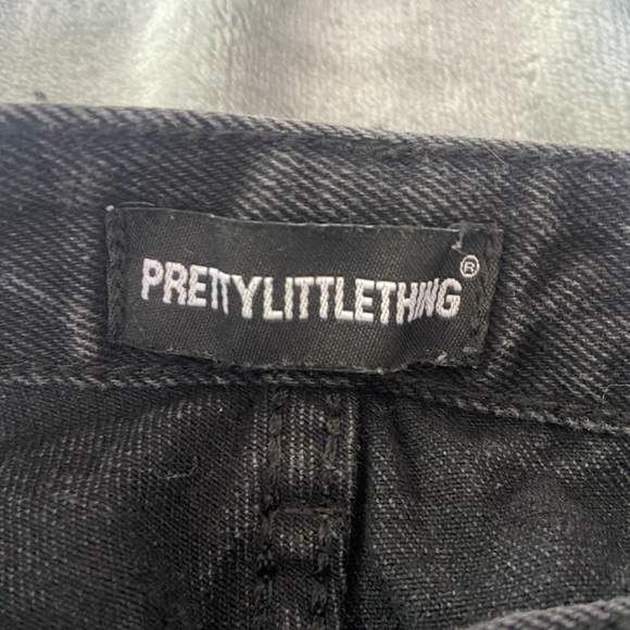 Jeans - Picture 2 of 4